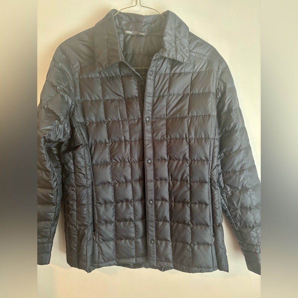 Nau Womens Black Goose Down Snap Up Collared Lightweight Puffer